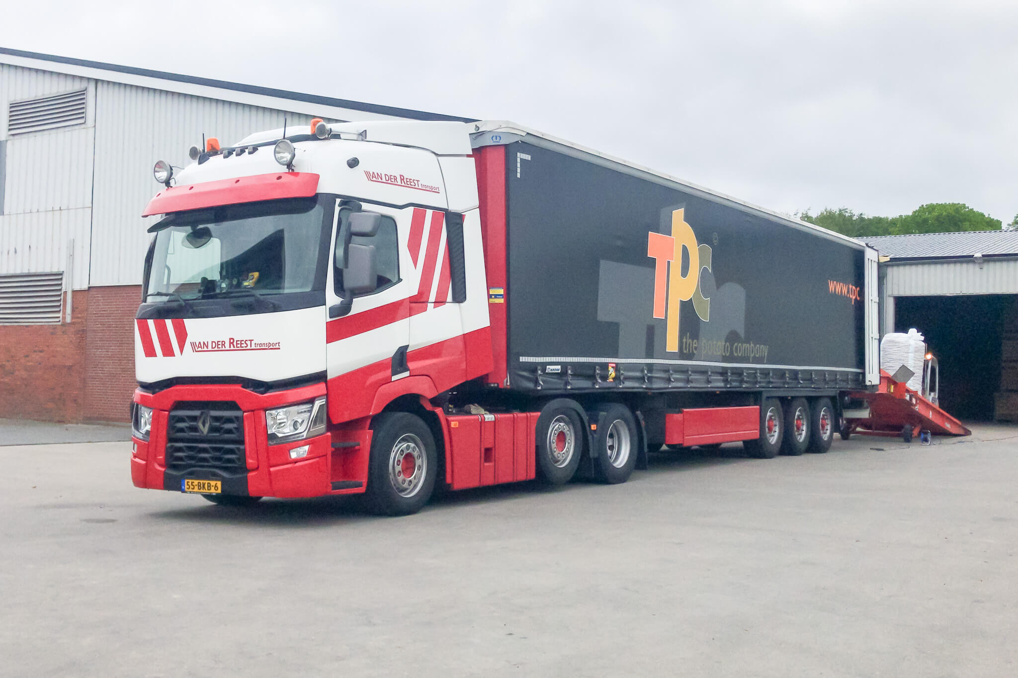 5D215C13-7DE3-4230-93D5-02C3C2AD3AC5-bewerkt